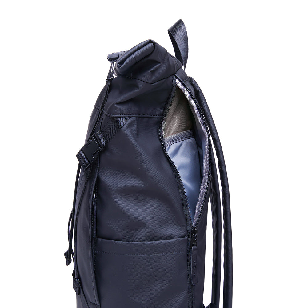 KAUKKO Backpack for daily use, KF07( Leather-Black / 17.8L )