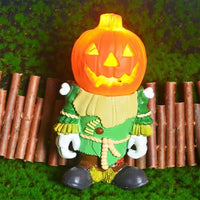 KAUKKO Pumpkin Light Knight Figurines, Halloween Glowing Pumpkin Knight, with Pumpkin LED Light Up Garden Gnomes Decoration Resin(B style)