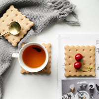 KAUKKO 4 pcs/set Simulation Creative biscuit solid wood insulation pad log color tea coaster mug milk cup coffee coaster（02 Beech）